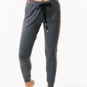 Zyia Unwind joggers